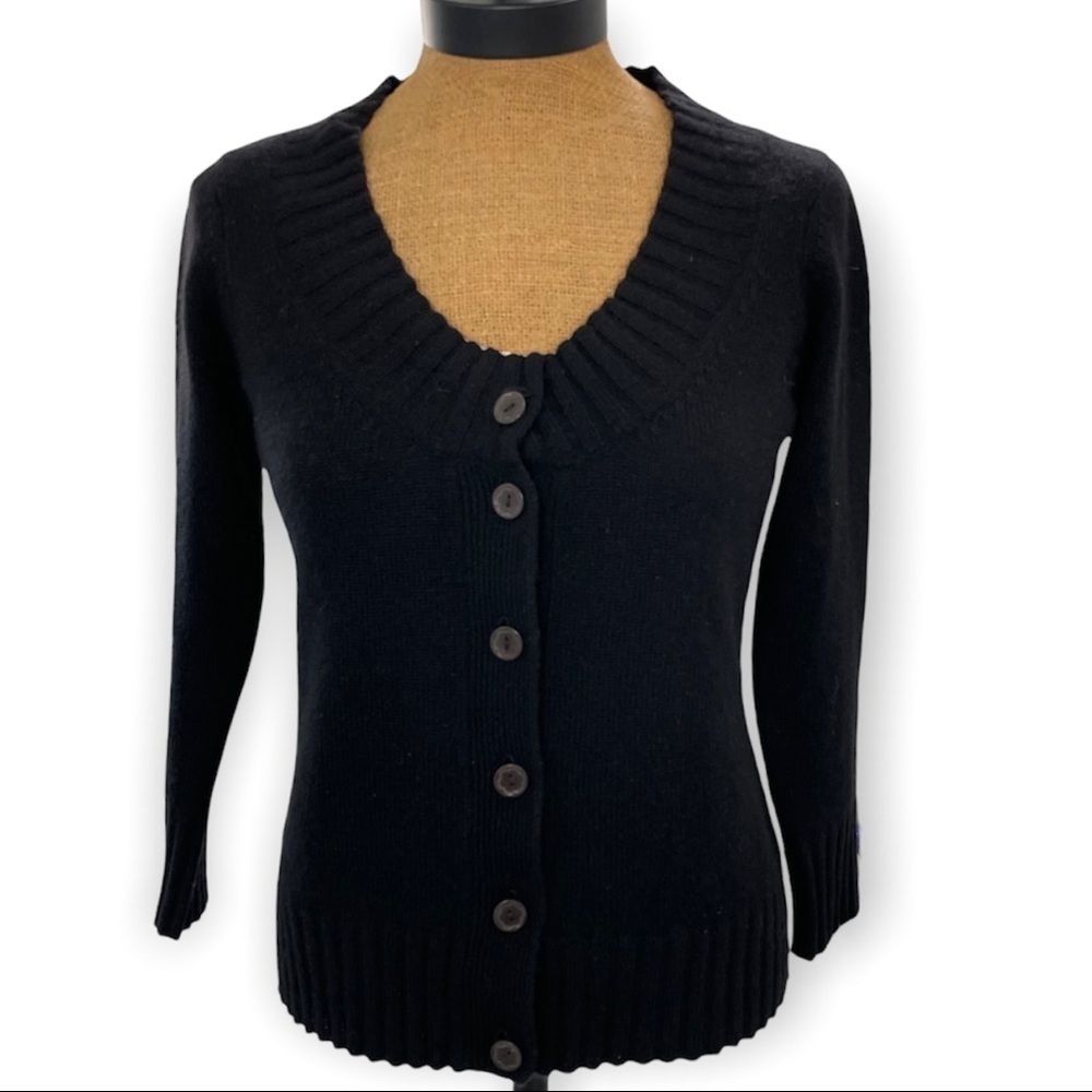 Neiman Marcus 100% Cashmere Long sleeve scoopneck button front black cardigan, S